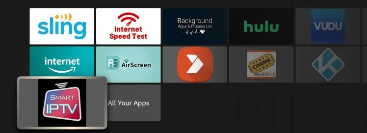 Android TV:n kotinäkymä, jossa Smart IPTV -sovelluksen kuvake näkyy asennettujen sovellusten joukossa.
